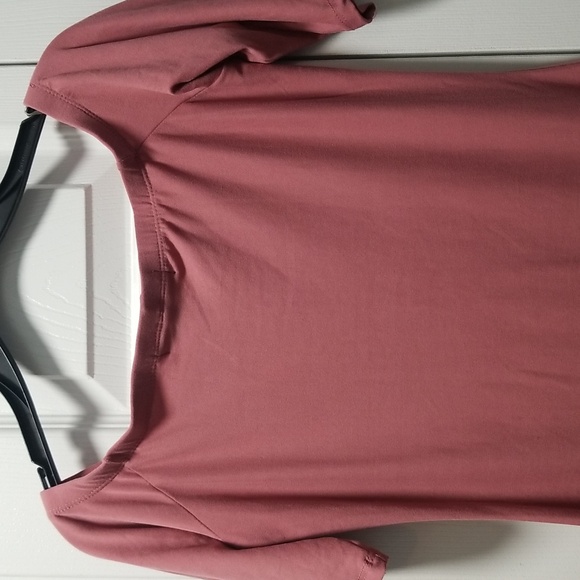 Derek Heart Off Shoulder Short Dress, Dusty Rose Size Small - Picture 4 of 9